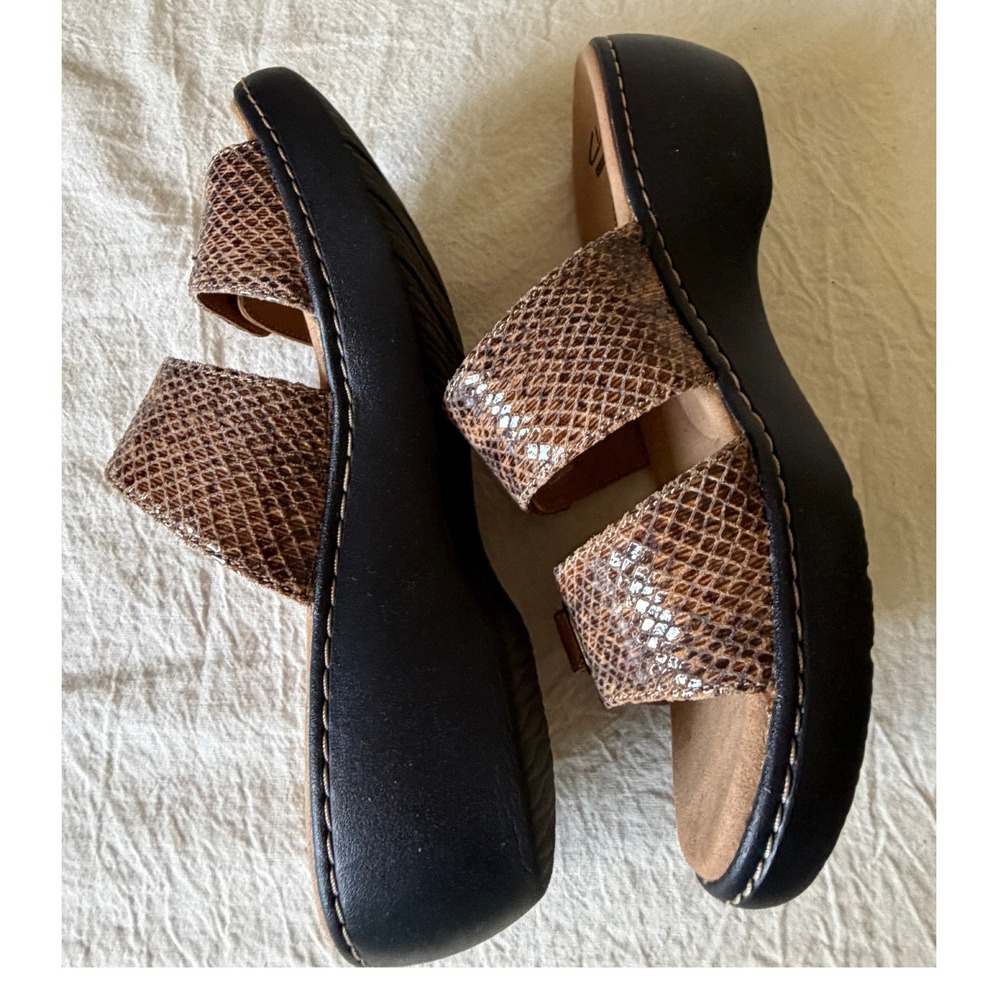 Clarks Delana Fenela Tan Leather Snakeskin Slide Wedge Sandals 8M 26125578 - Picture 3 of 10